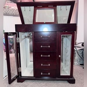 Gorgeous Cherry vintage jewelry box